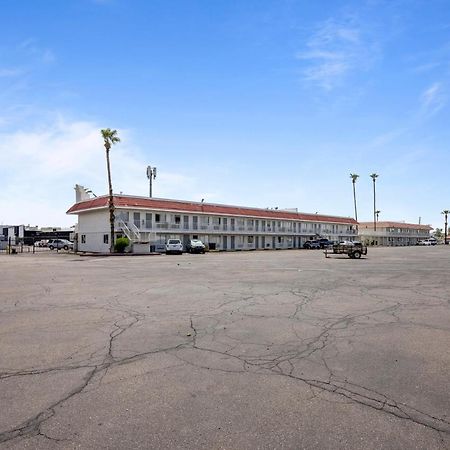 Super 8 By Wyndham Phoenix West エクステリア 写真