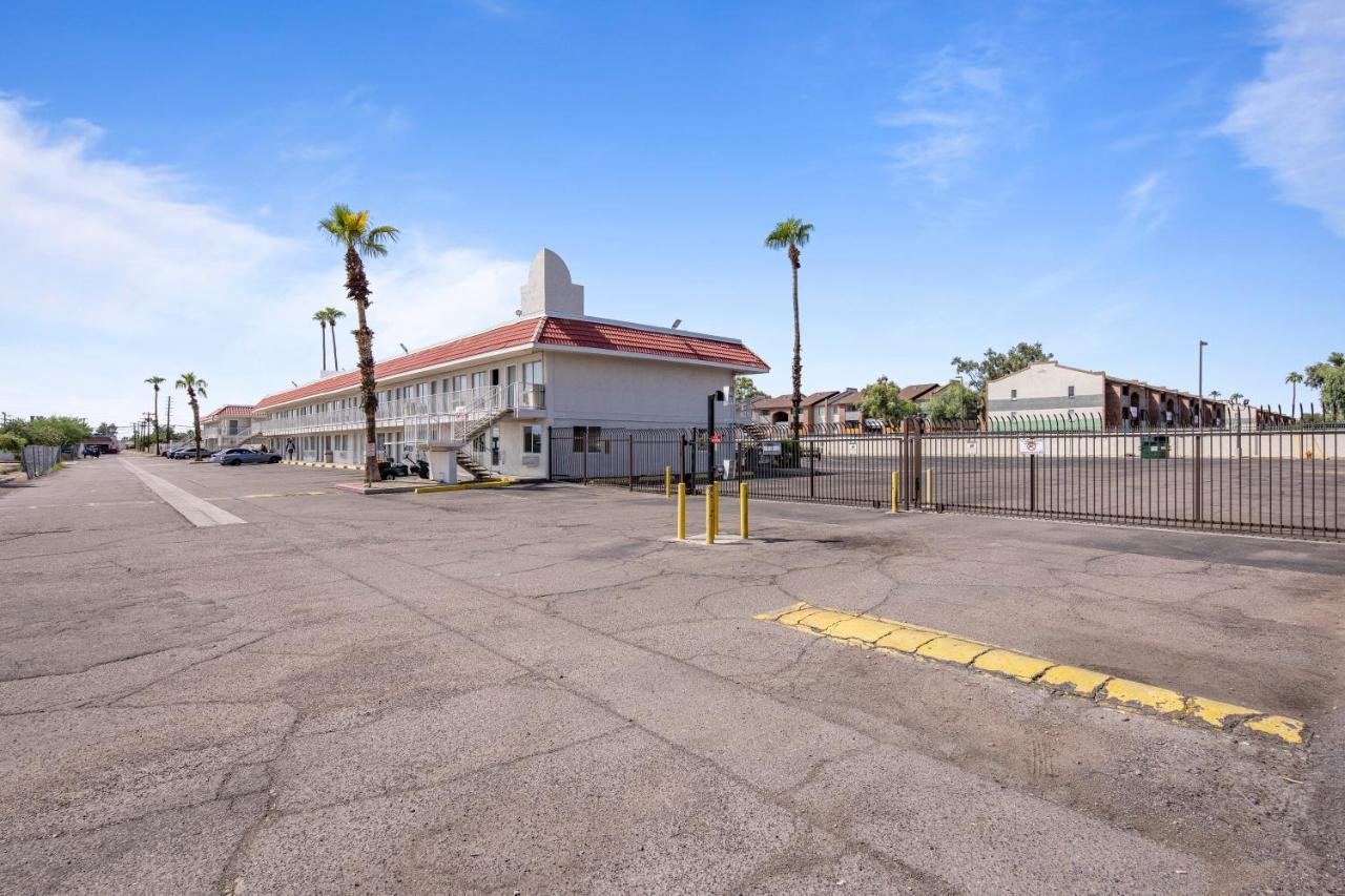 Super 8 By Wyndham Phoenix West エクステリア 写真